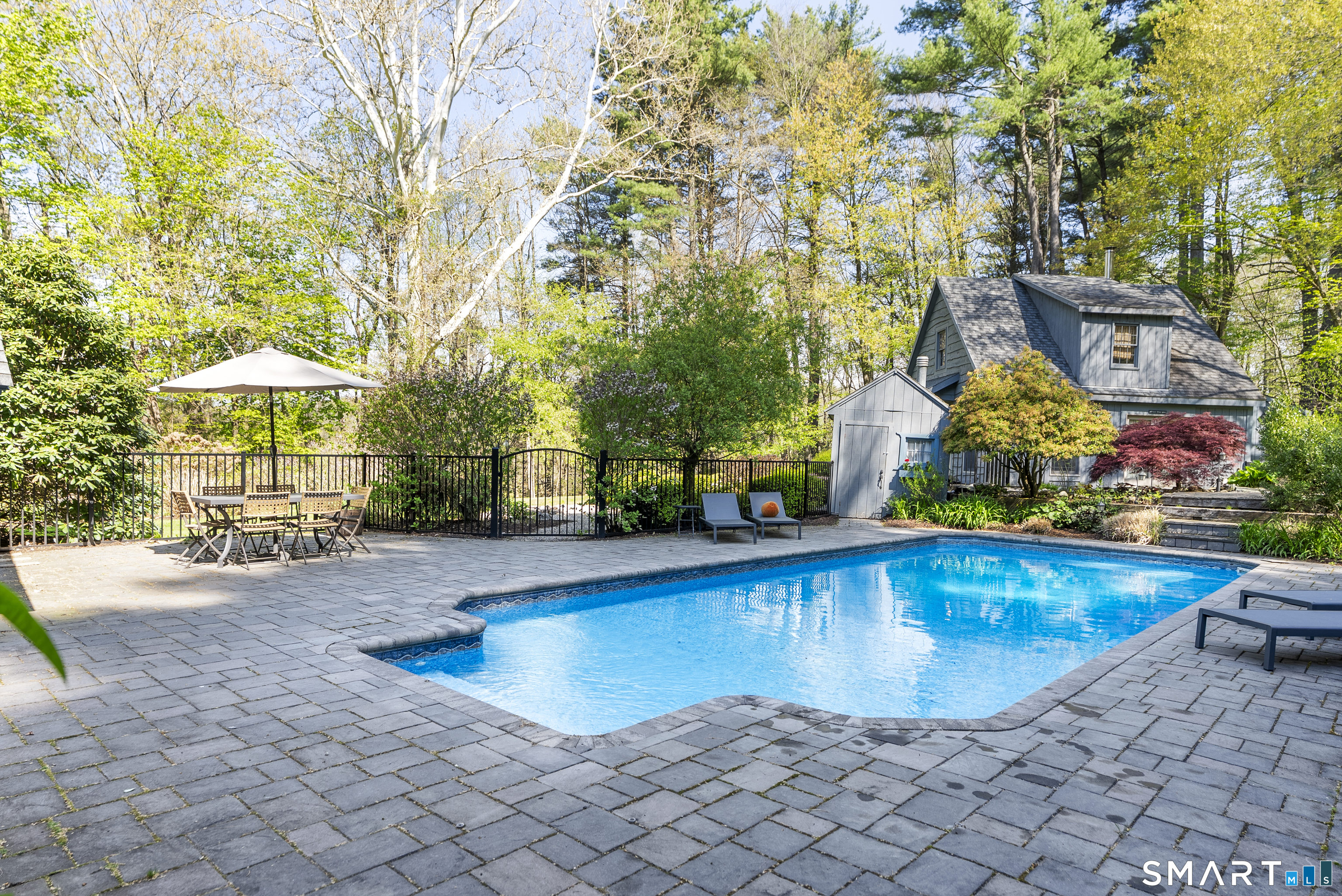 8 Morgan Road Canton CT 06019