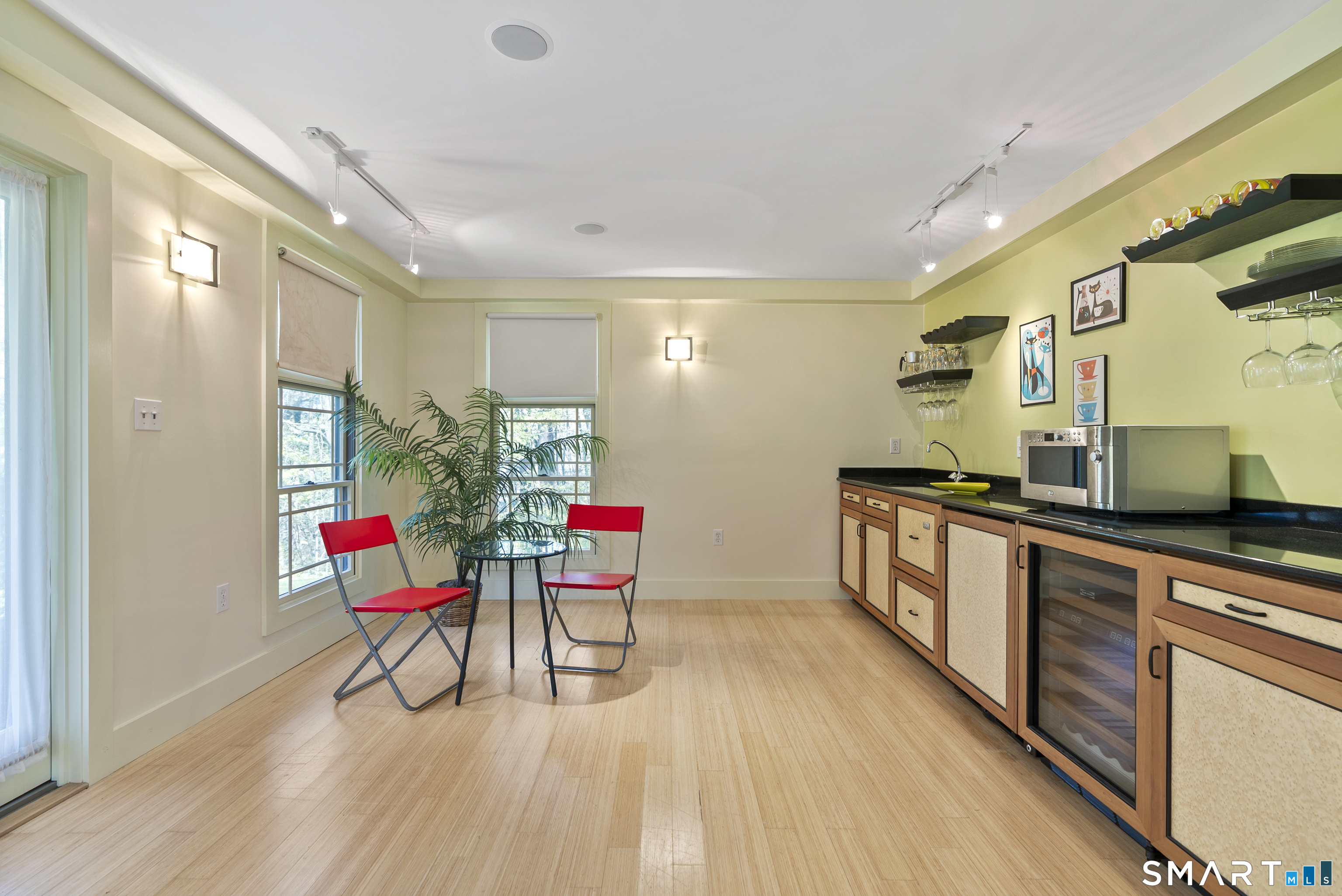 8 Morgan Road Canton CT 06019