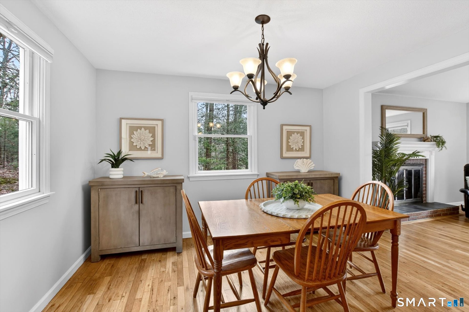 64 Pine Glen Road Simsbury CT 06070