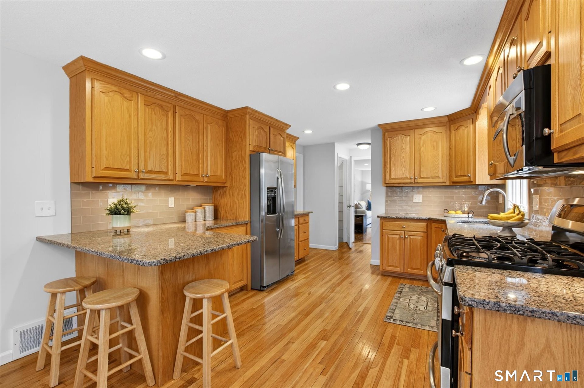 64 Pine Glen Road Simsbury CT 06070