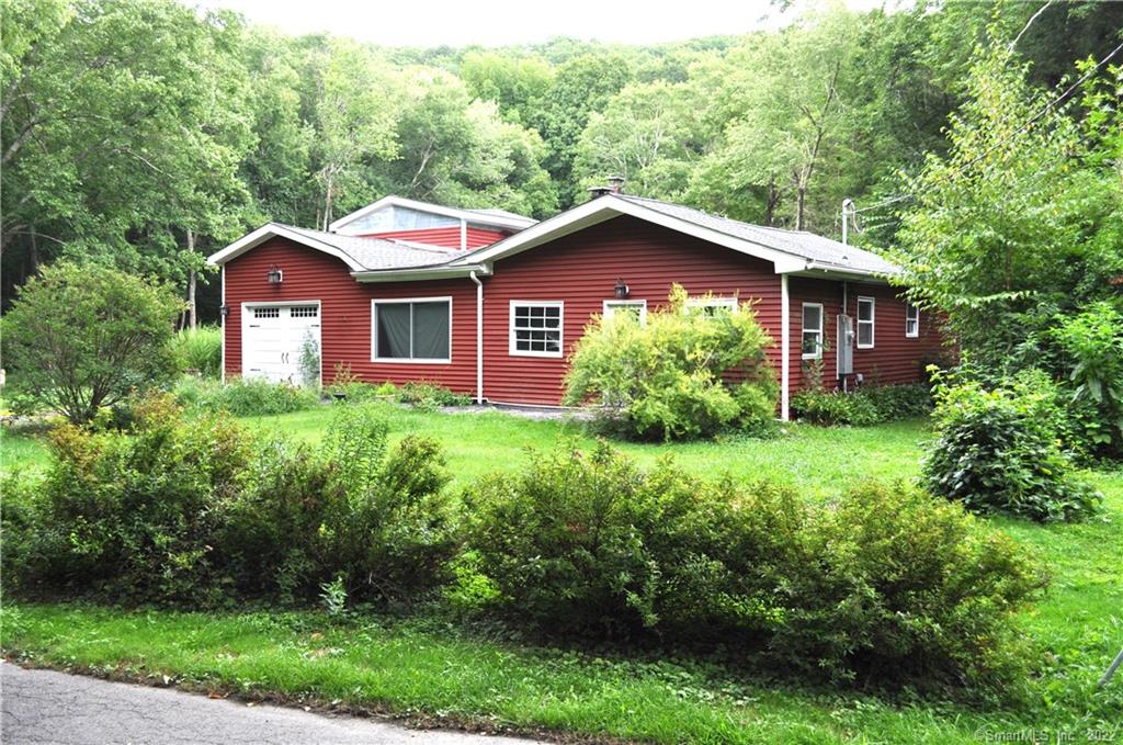 90 Nearbrook Drive Newtown CT 06470