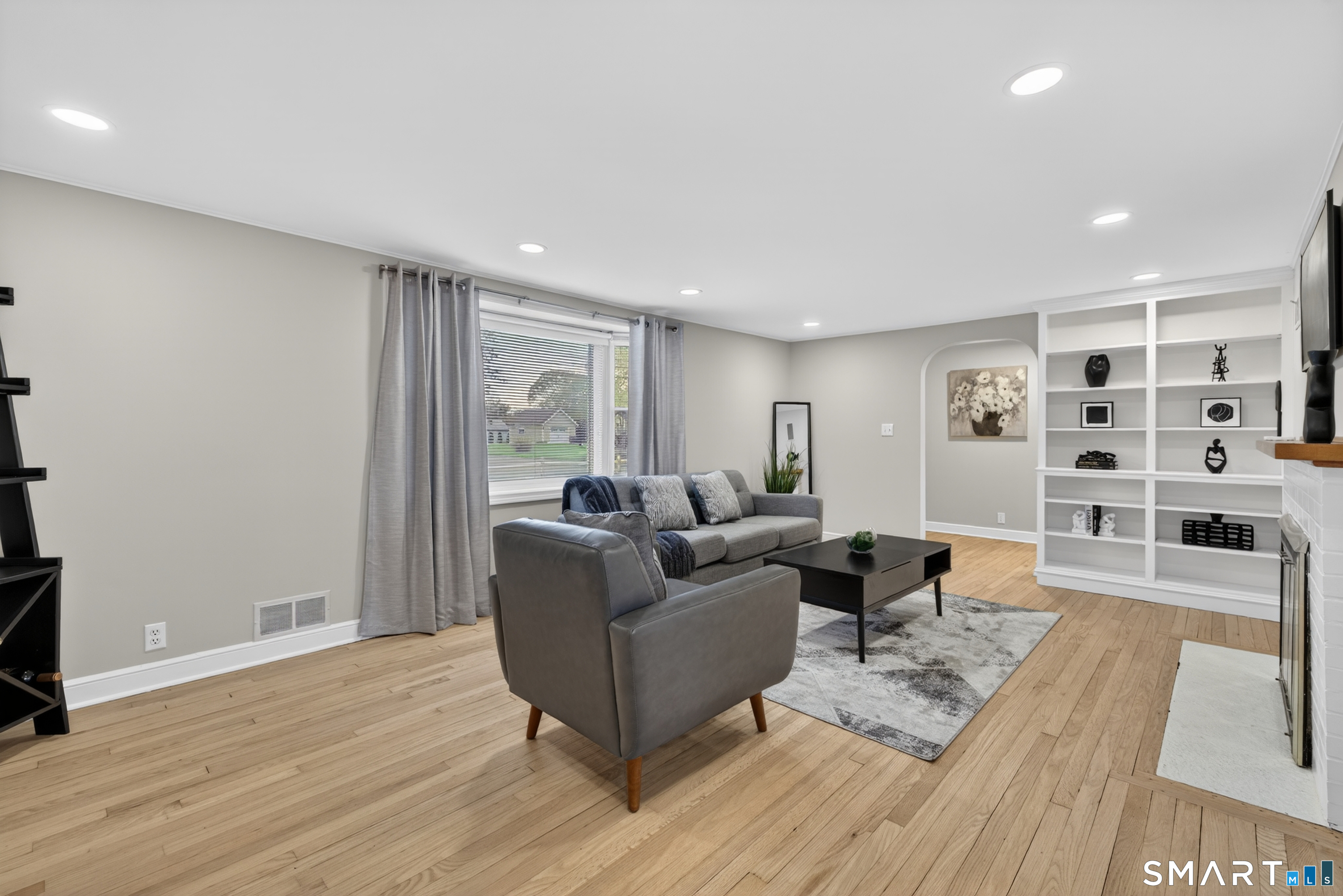 46 Lynde Street Old Saybrook CT 06475