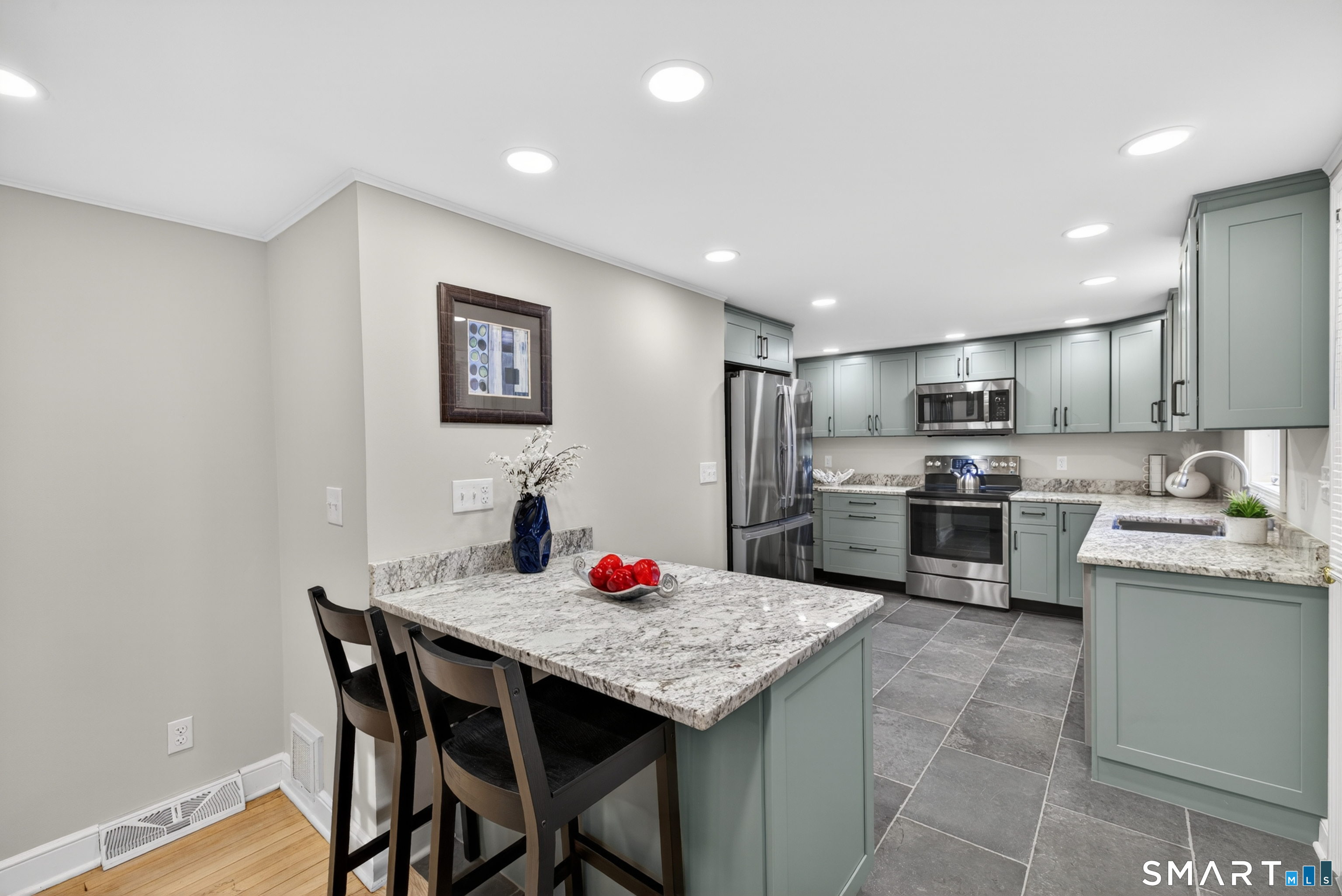 46 Lynde Street Old Saybrook CT 06475