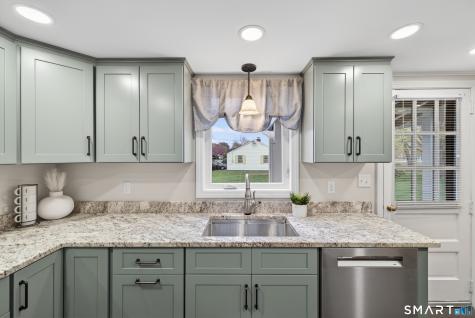 46 Lynde Street Old Saybrook CT 06475