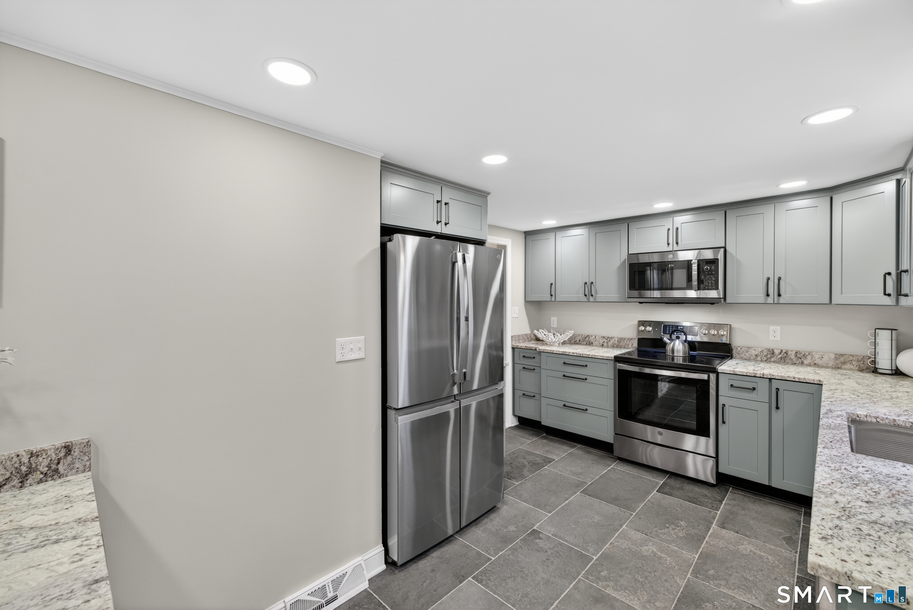 46 Lynde Street Old Saybrook CT 06475