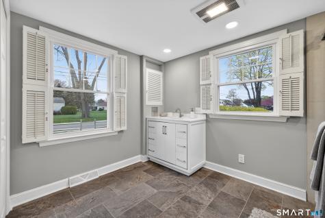 46 Lynde Street Old Saybrook CT 06475
