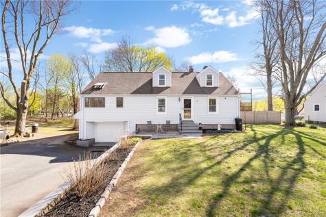 28 Oronoque Road Milford CT 06461