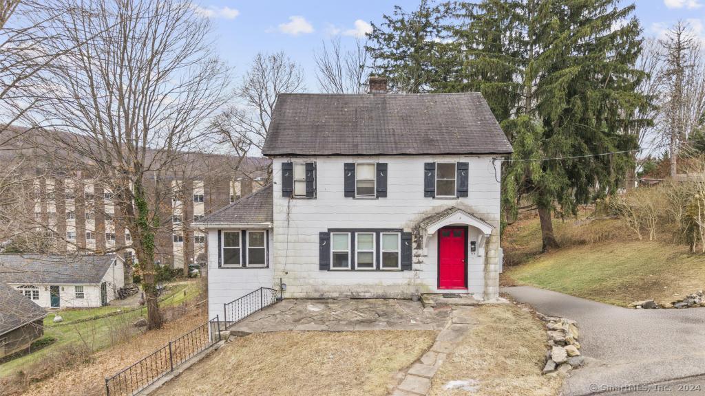 6 Maple Street New Milford CT 06776