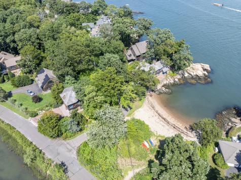 72 Johnsons Point Road Branford CT 06405