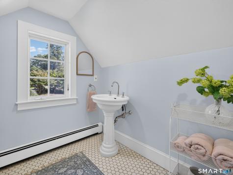 3 Neck Road Old Lyme CT 06371
