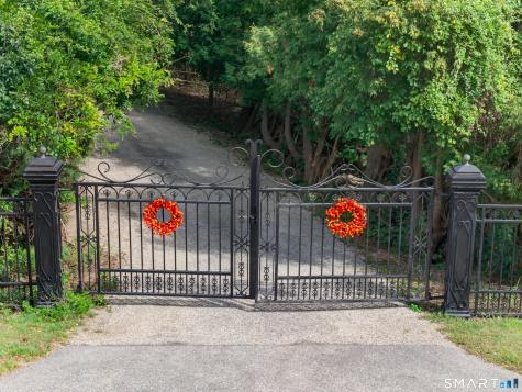 3 Neck Road Old Lyme CT 06371