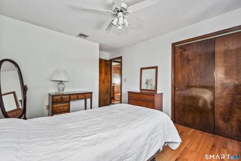 134 Judith Lane Waterbury CT 06704