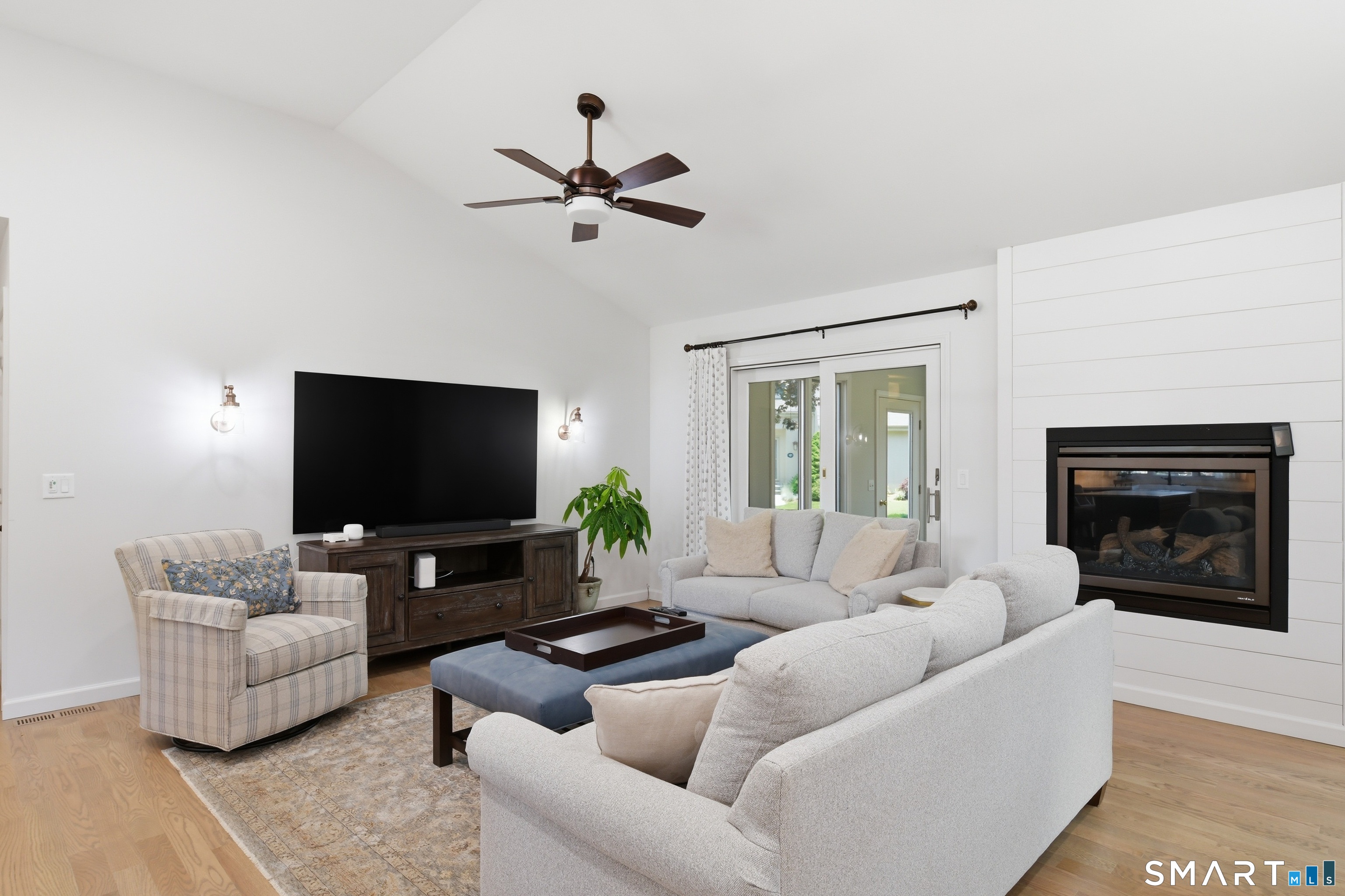 32 Deep Brook Harbor Suffield CT 06078