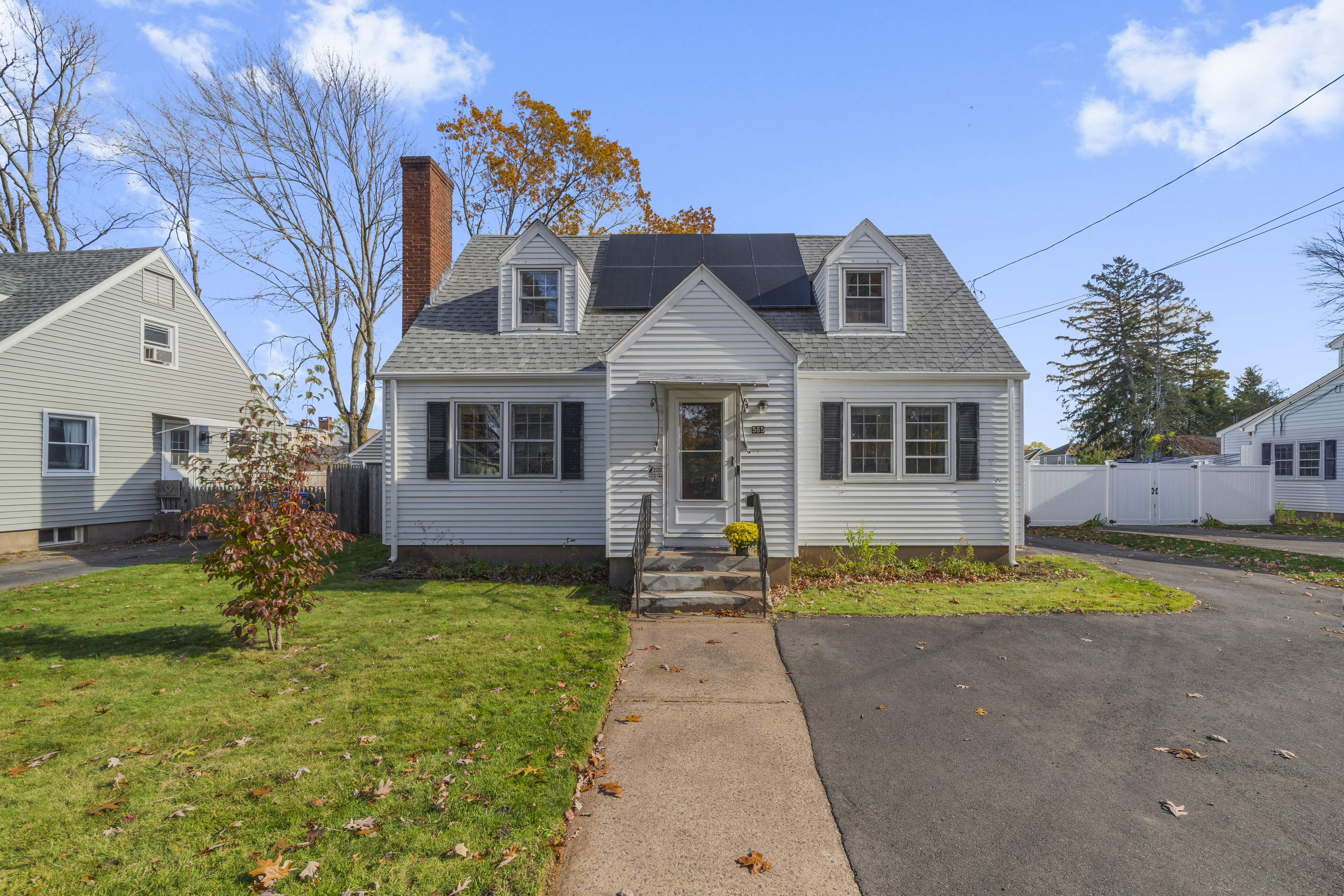 565 Adams Street Manchester CT 06040