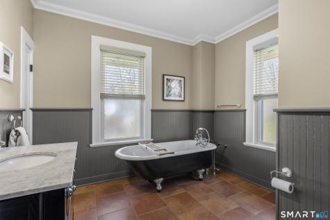 63 Mckinley Avenue Norwich CT 06360