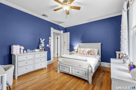 63 Mckinley Avenue Norwich CT 06360
