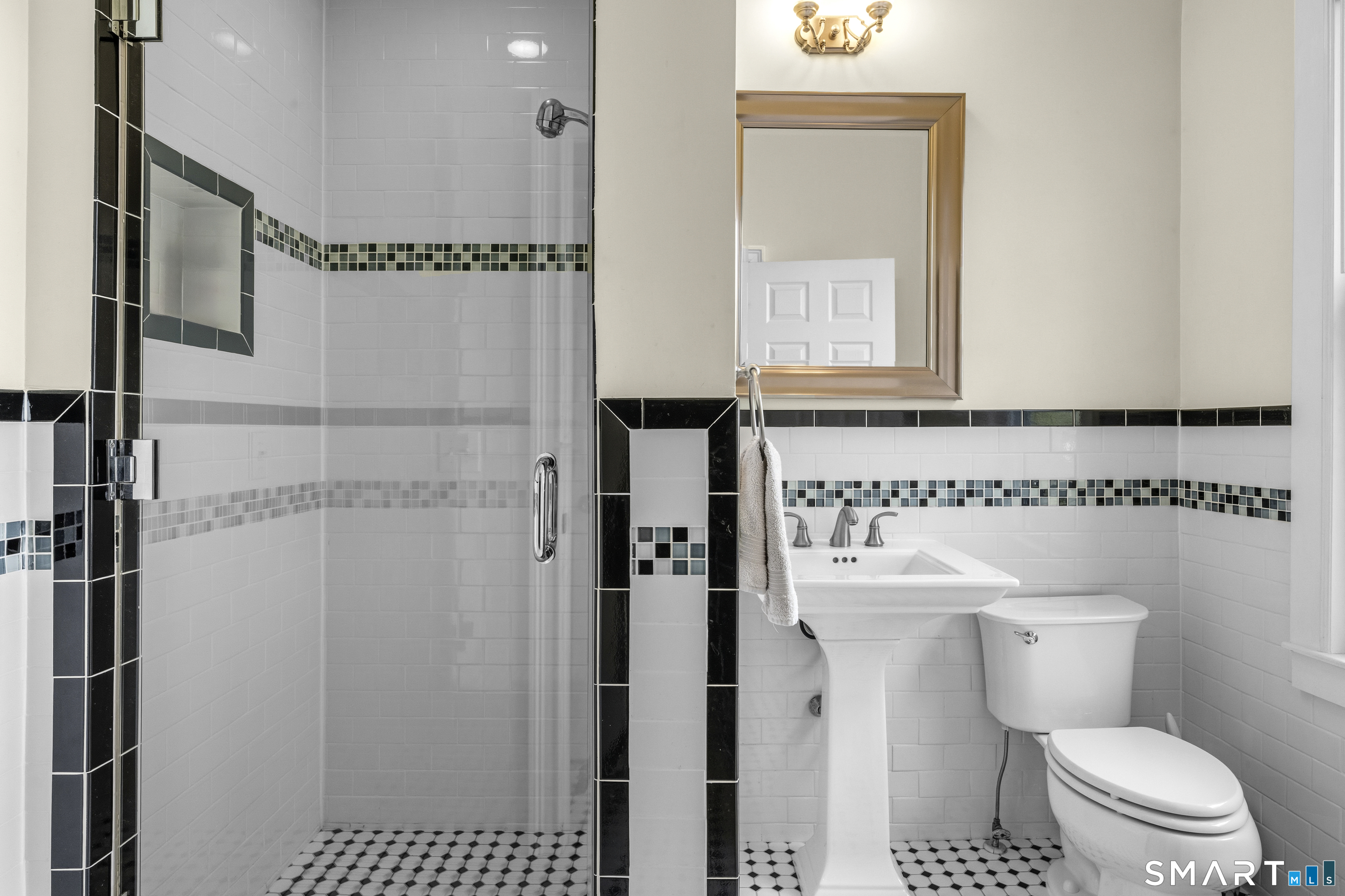 63 Mckinley Avenue Norwich CT 06360
