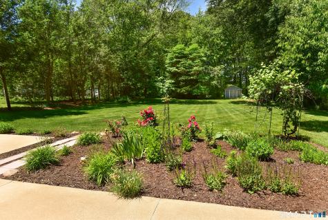 2534 Ellington Road South Windsor CT 06074