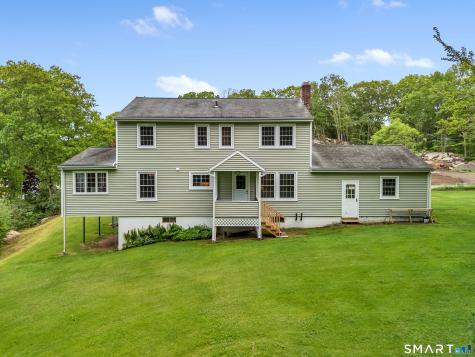 38 Roberts Road Groton CT 06340