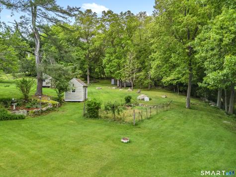 38 Roberts Road Groton CT 06340