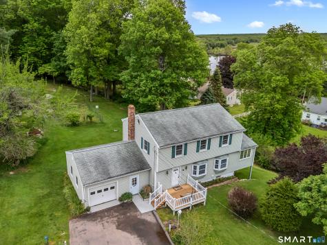 38 Roberts Road Groton CT 06340
