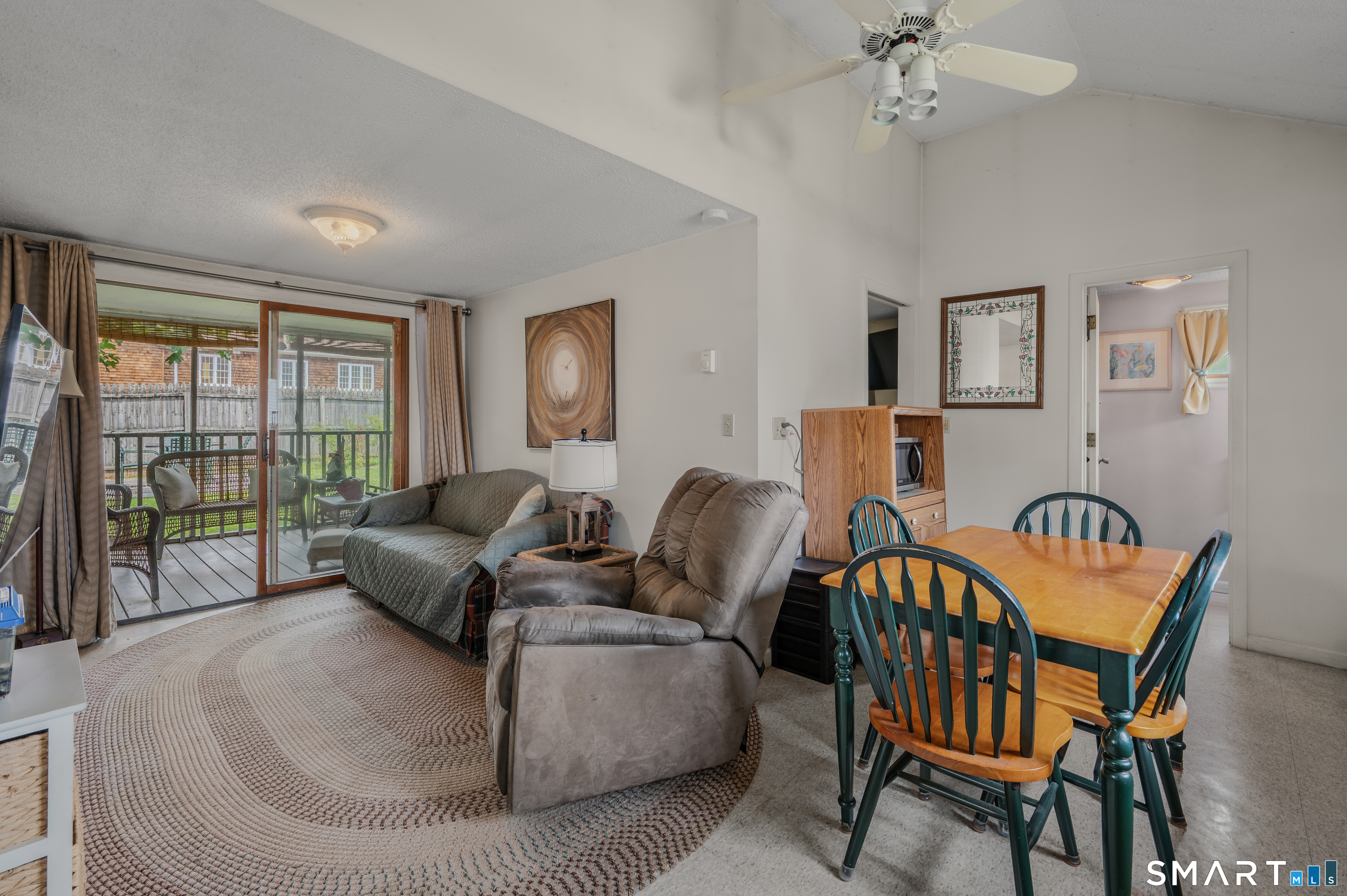 8 Swan Avenue Old Lyme CT 06371