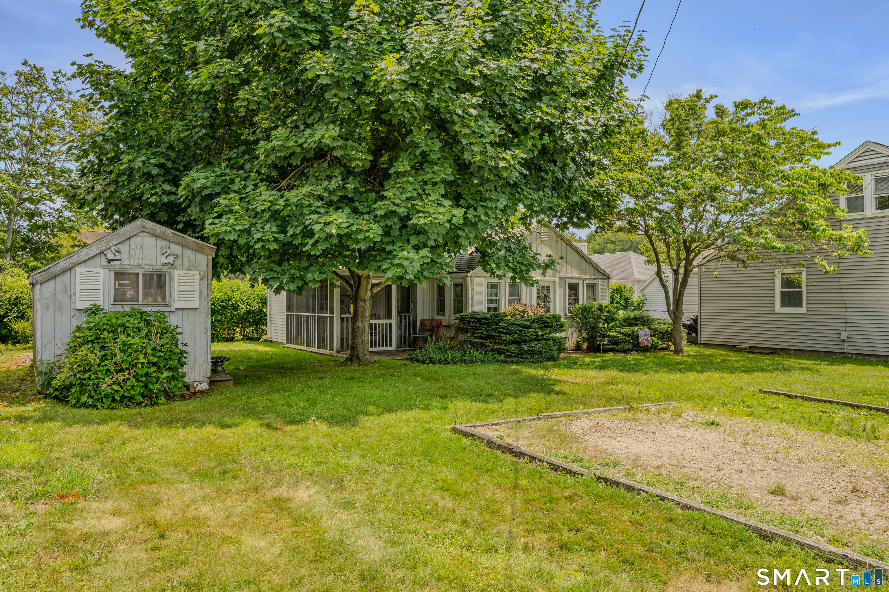 8 Swan Avenue Old Lyme CT 06371