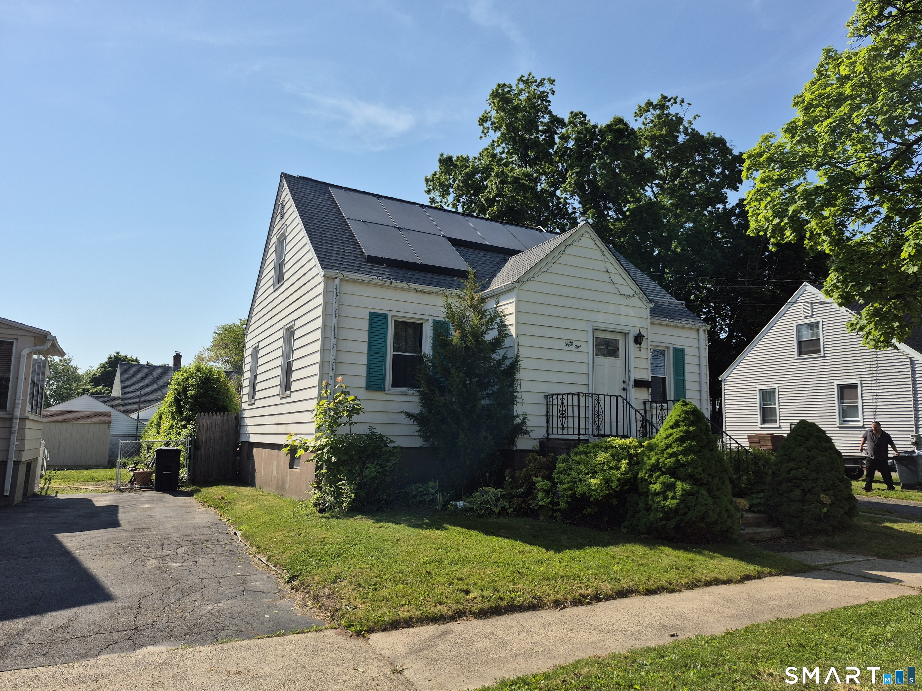 55 Massachusetts Avenue East Haven CT 06512