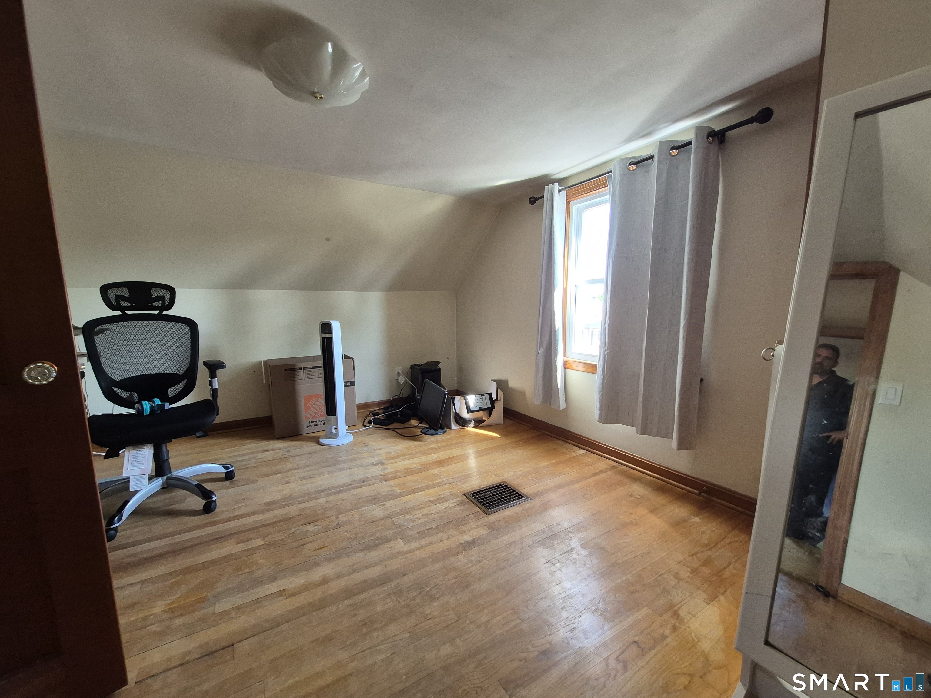 55 Massachusetts Avenue East Haven CT 06512