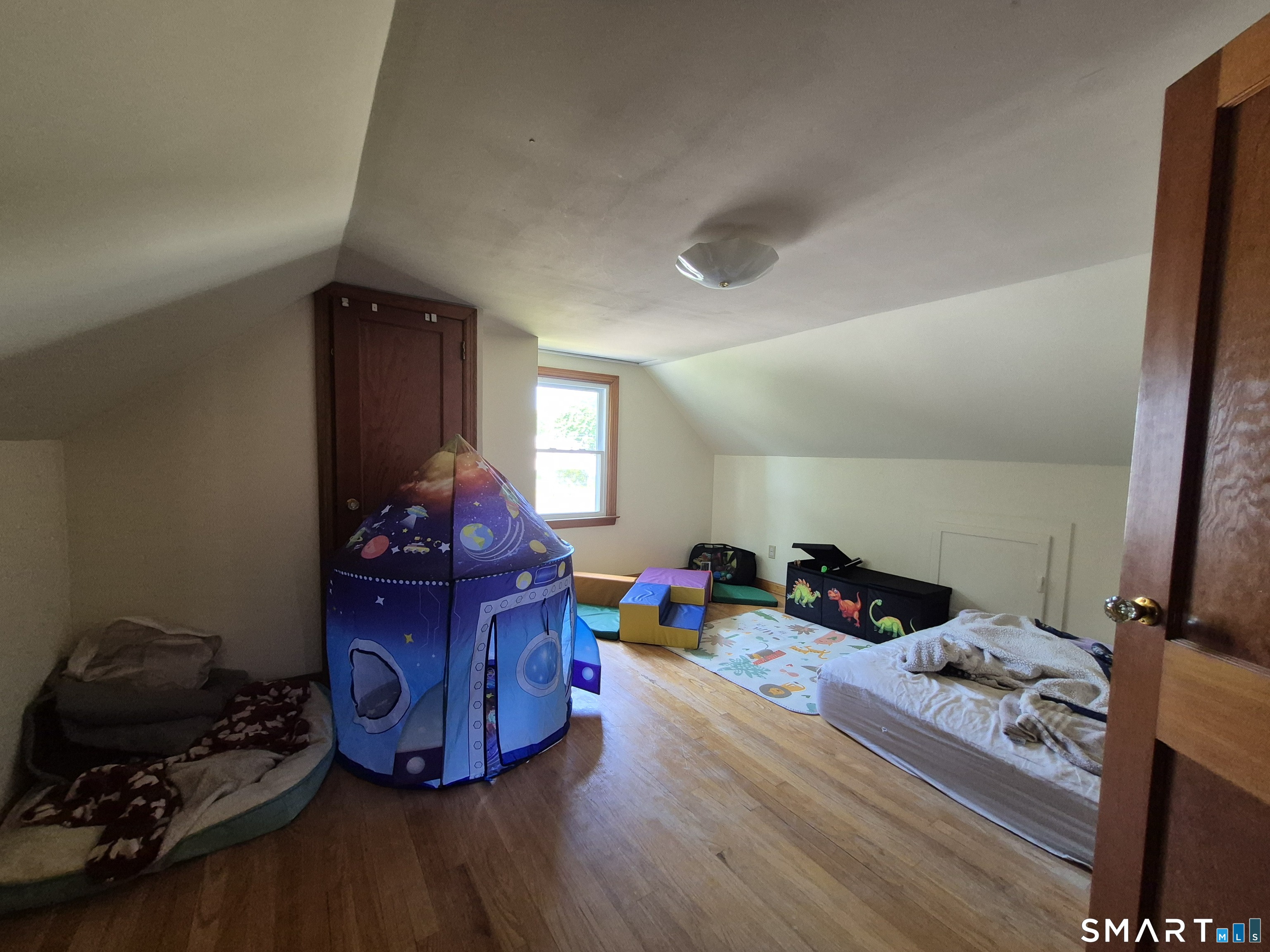 55 Massachusetts Avenue East Haven CT 06512