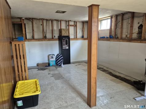 55 Massachusetts Avenue East Haven CT 06512