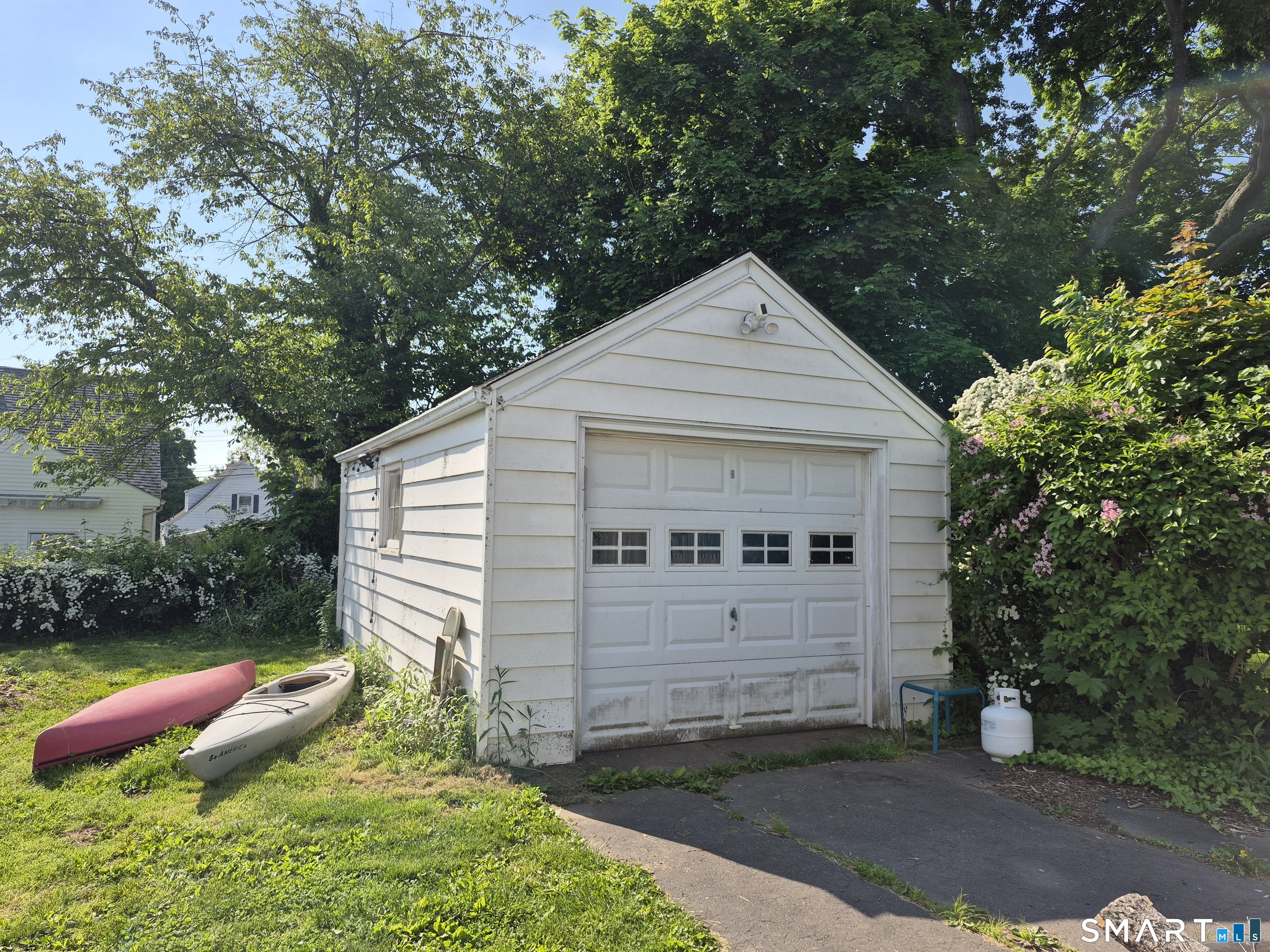 55 Massachusetts Avenue East Haven CT 06512