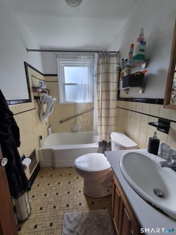 55 Massachusetts Avenue East Haven CT 06512