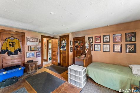 80 Golf Street Newington CT 06111