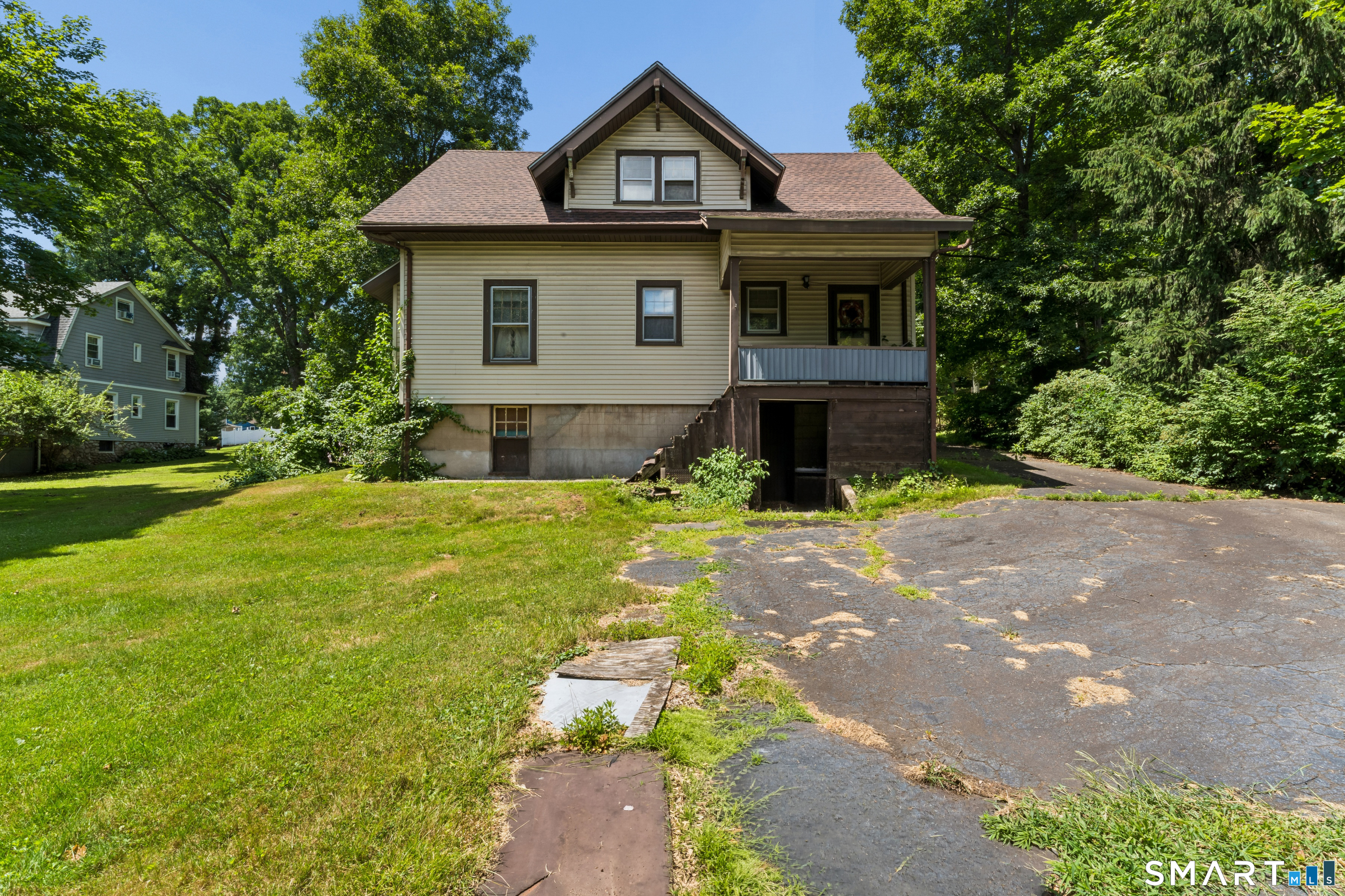 80 Golf Street Newington CT 06111