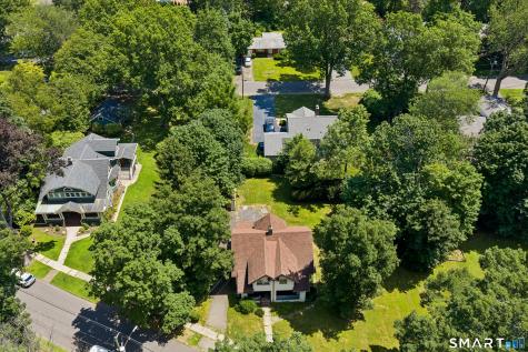 80 Golf Street Newington CT 06111