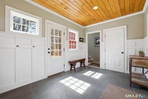 19 Moosehorn Road Granby CT 06090