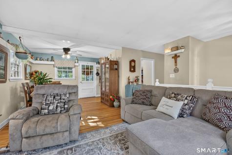 9 Beach Park Road Clinton CT 06413