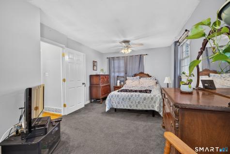 9 Beach Park Road Clinton CT 06413