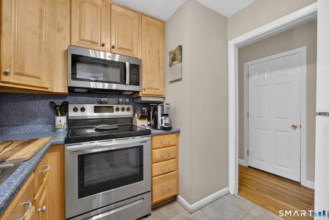 9 Beach Park Road Clinton CT 06413