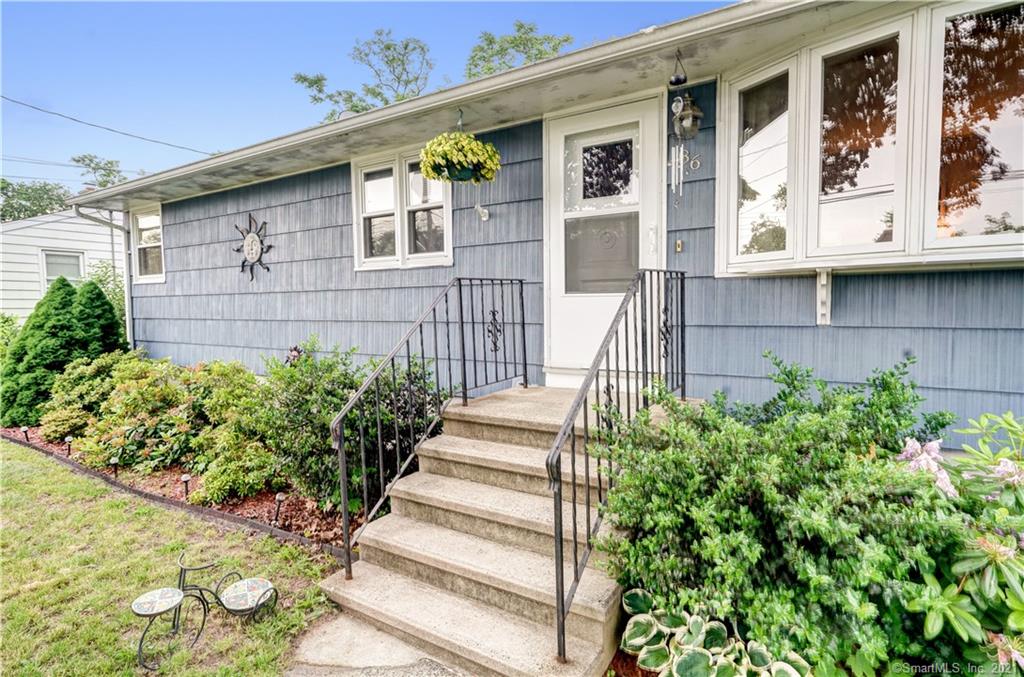 86 Victor Street East Haven CT 06512