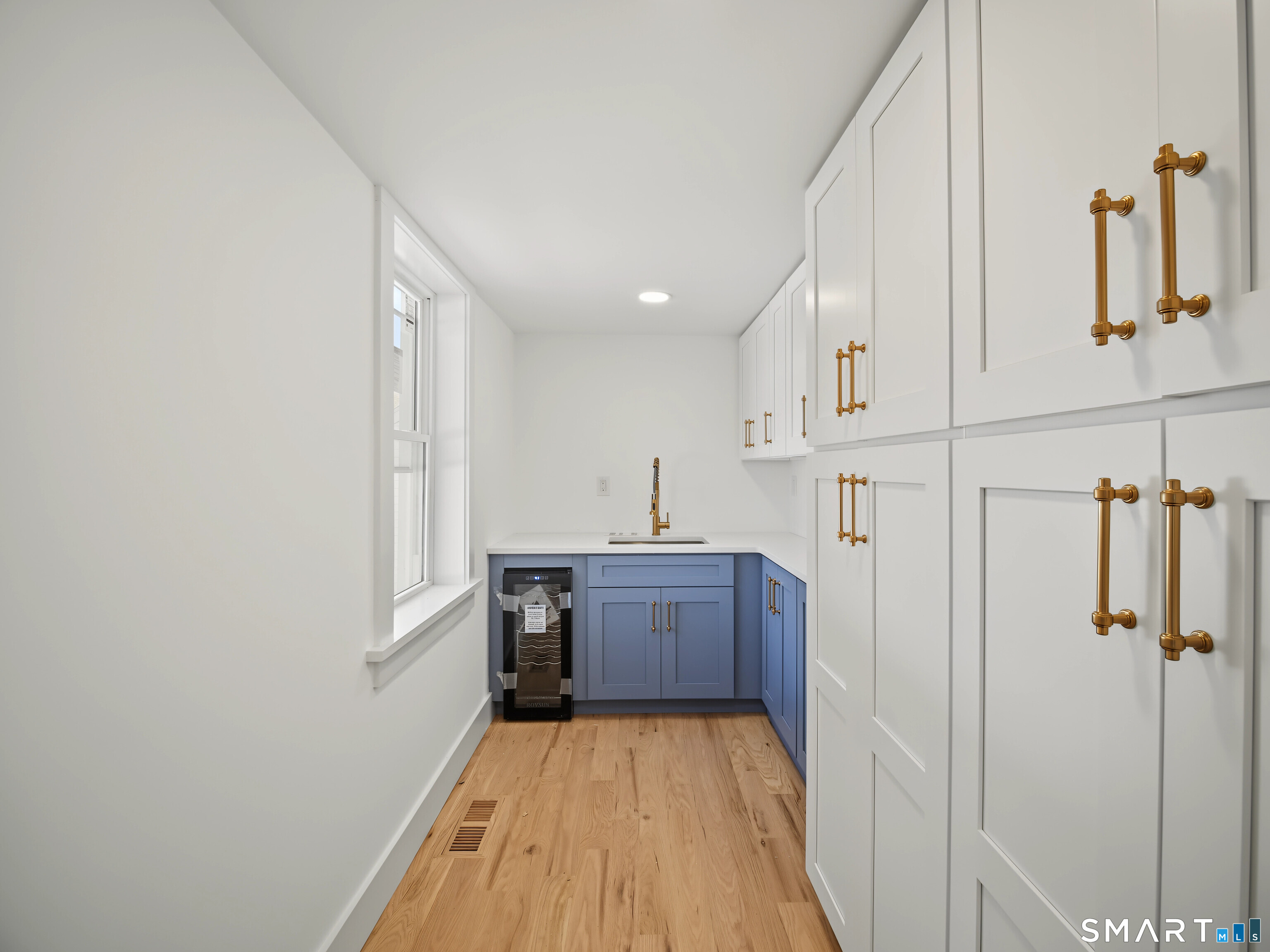 3 Potter Road North Haven CT 06473
