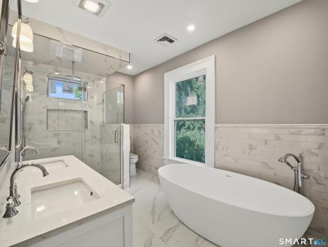 3 Potter Road North Haven CT 06473