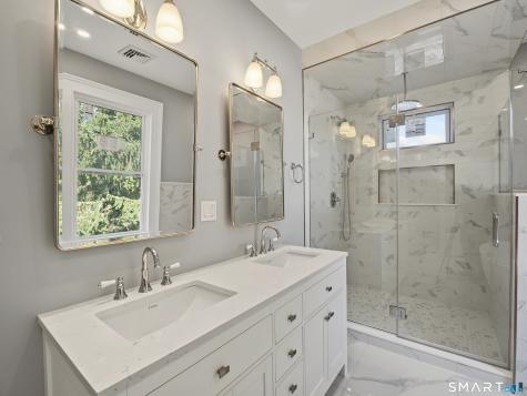 3 Potter Road North Haven CT 06473