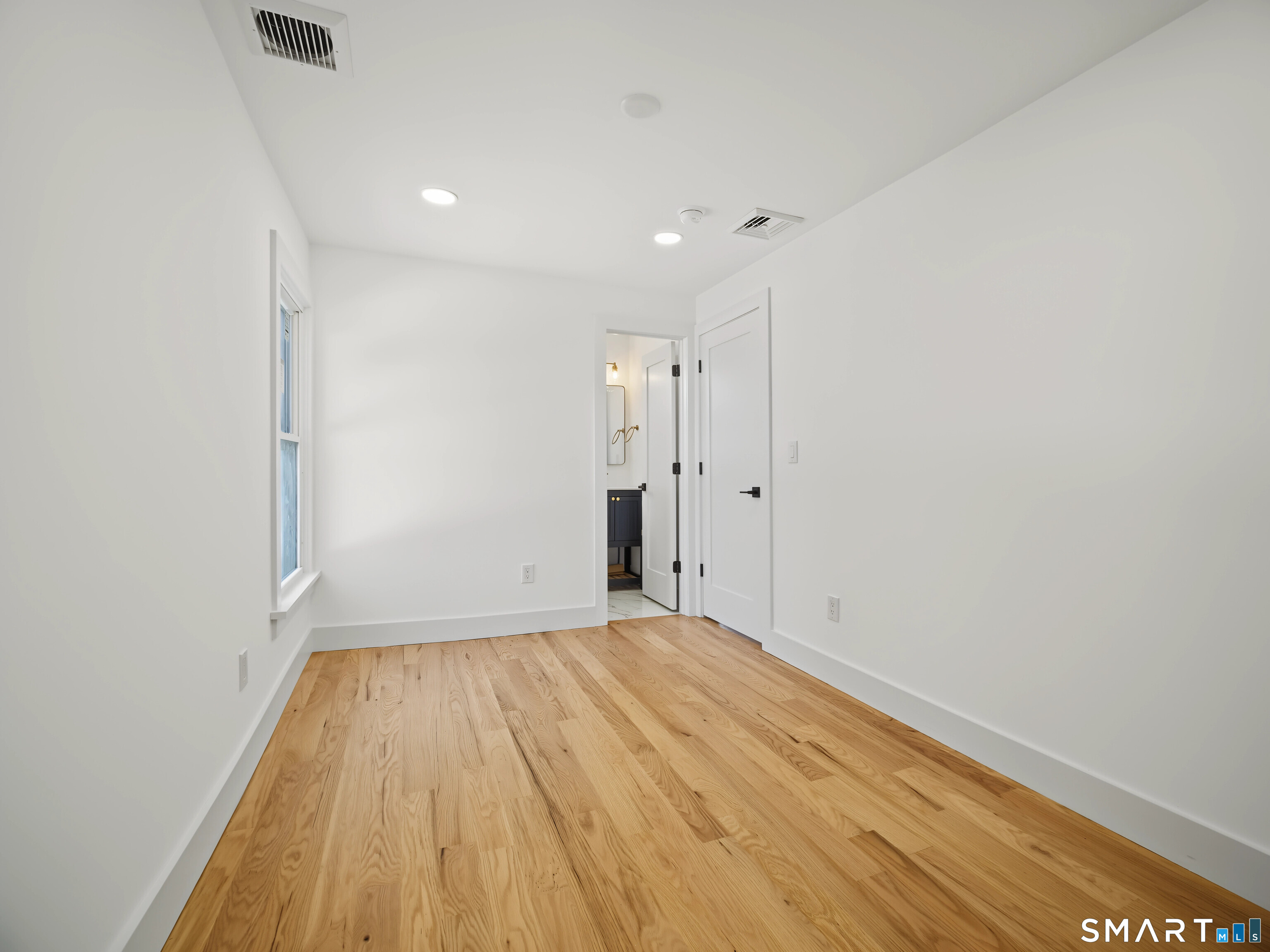 3 Potter Road North Haven CT 06473