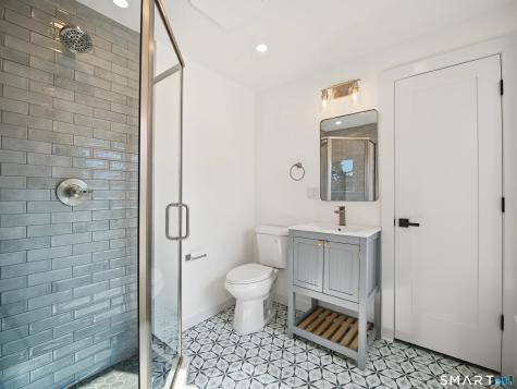 3 Potter Road North Haven CT 06473