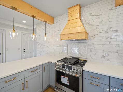 3 Potter Road North Haven CT 06473