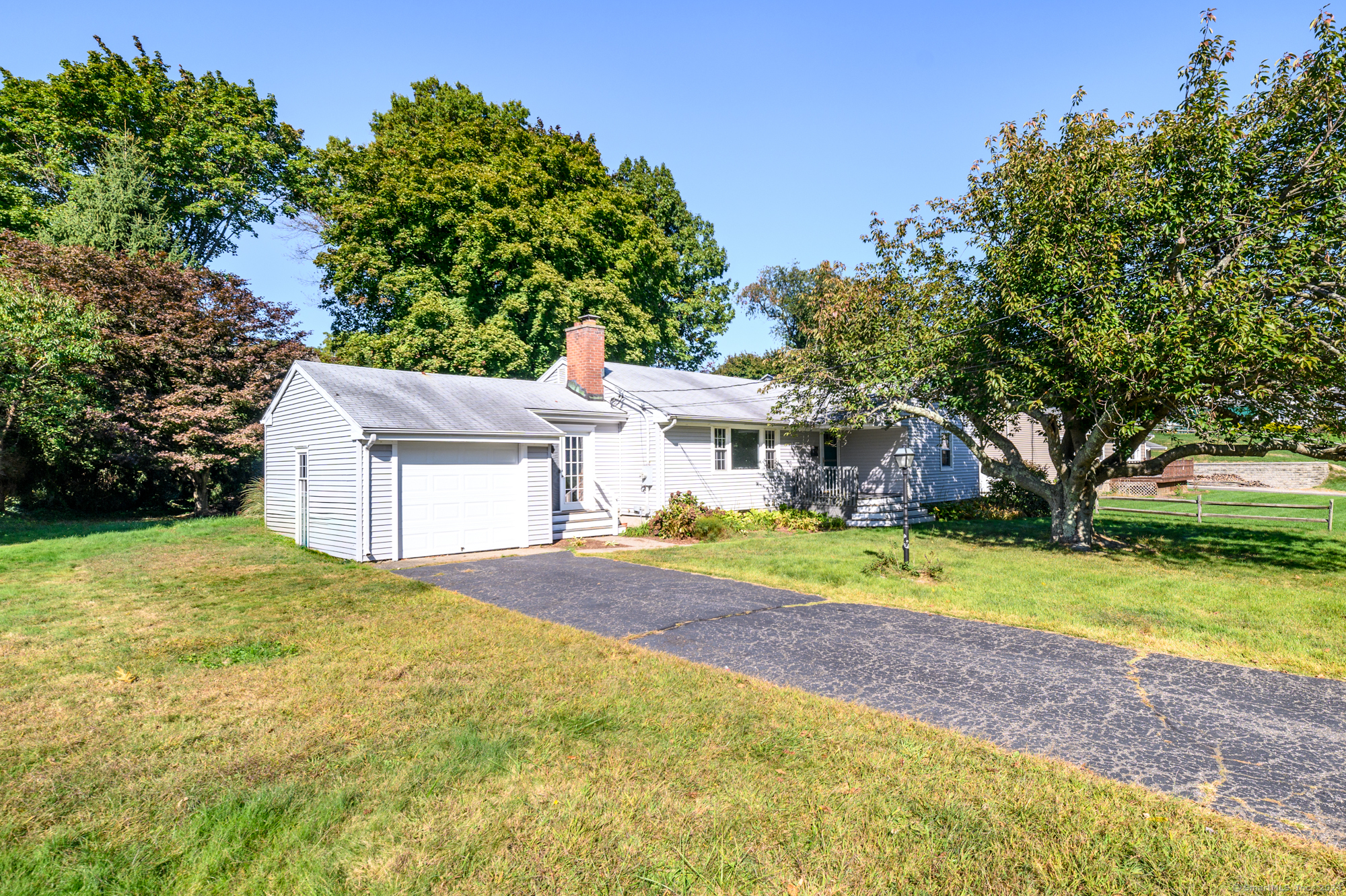 271 Bridgeview Place Stratford CT 06614