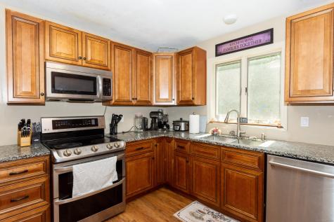 9 Elwood Lane Norwich CT 06360