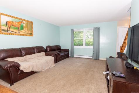 9 Elwood Lane Norwich CT 06360